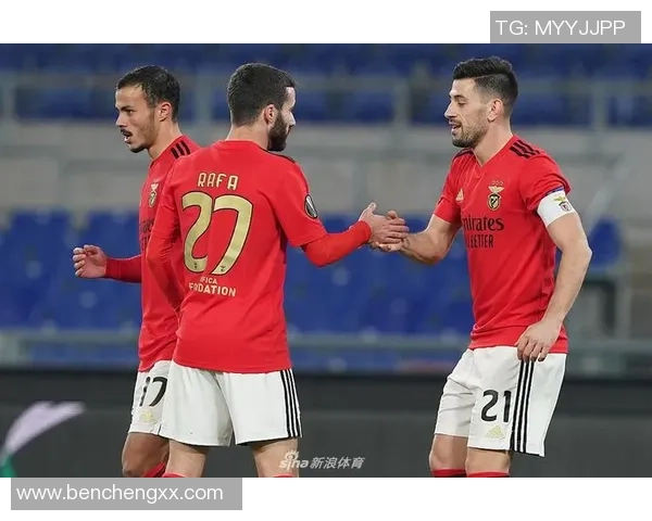 意甲激战阿森纳与本菲卡握手言和绝杀时刻点燃全场激情